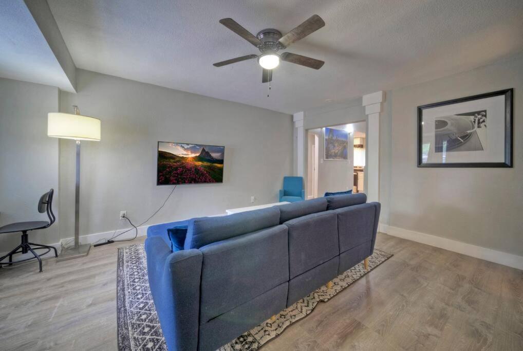 Great Value Stay Near Tesla Austin Exterior photo